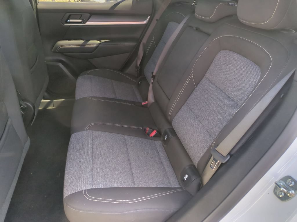 Used 2025 GMC Terrain Elevation AWD/4WD image 31
