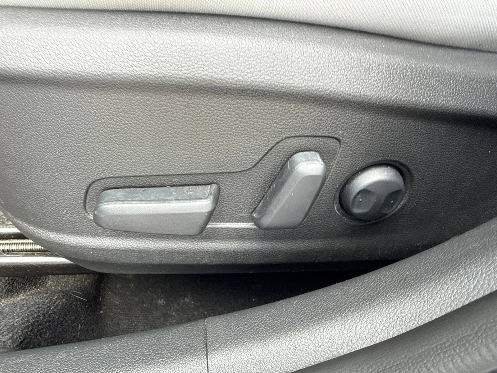 Certified 2023 Hyundai Kona SEL FWD image 20
