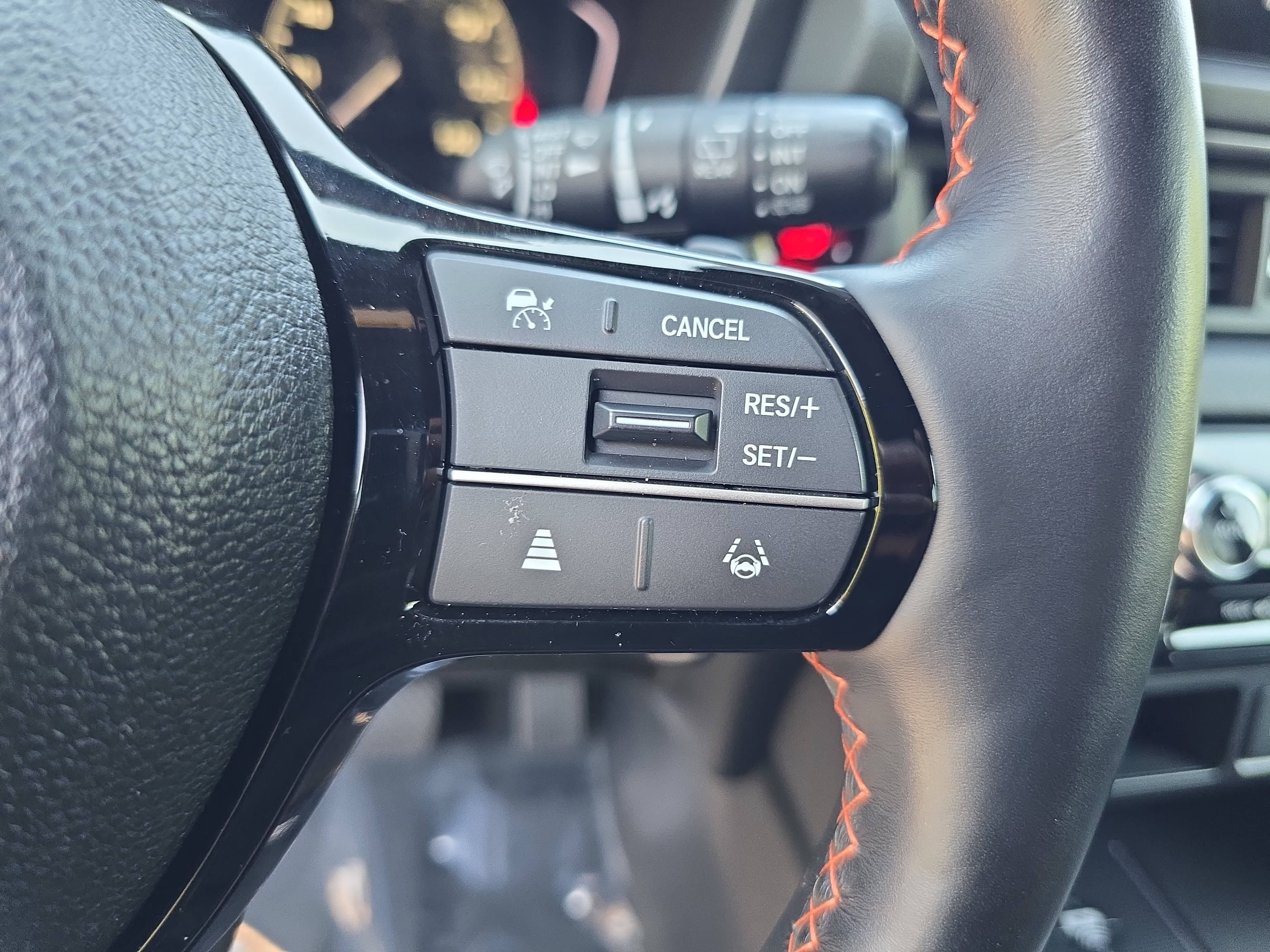 Certified 2025 Honda Pilot TrailSport image 19