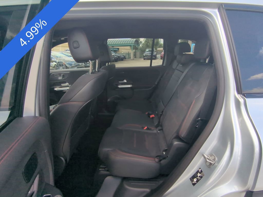 Used 2024 Mercedes-Benz EQB 300 4MATIC image 5