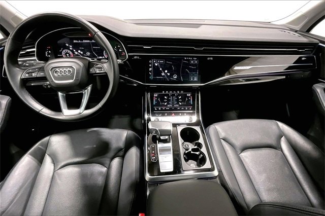 Used 2022 Audi Q7 3.0T Prestige image 14
