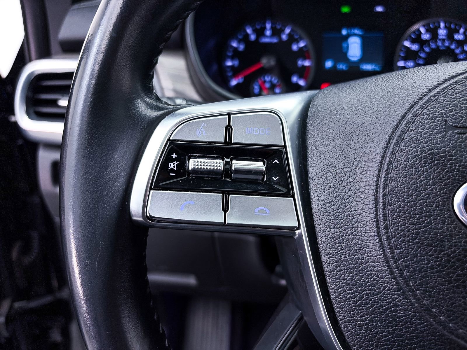 Used 2021 Kia Telluride EX FWD image 32
