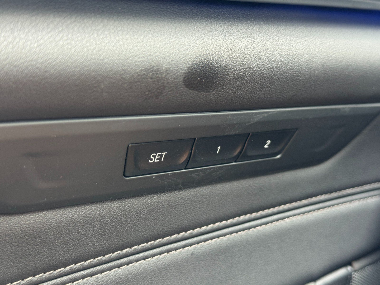 Used 2023 BMW M550i xDrive AWD/4WD image 18