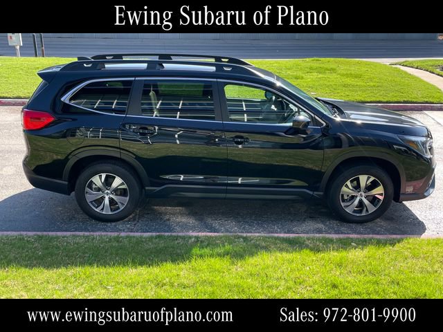 Used 2025 Subaru Ascent Premium image 7