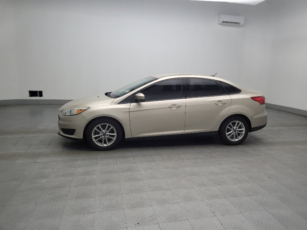 Used 2018 Ford Focus SE image 2