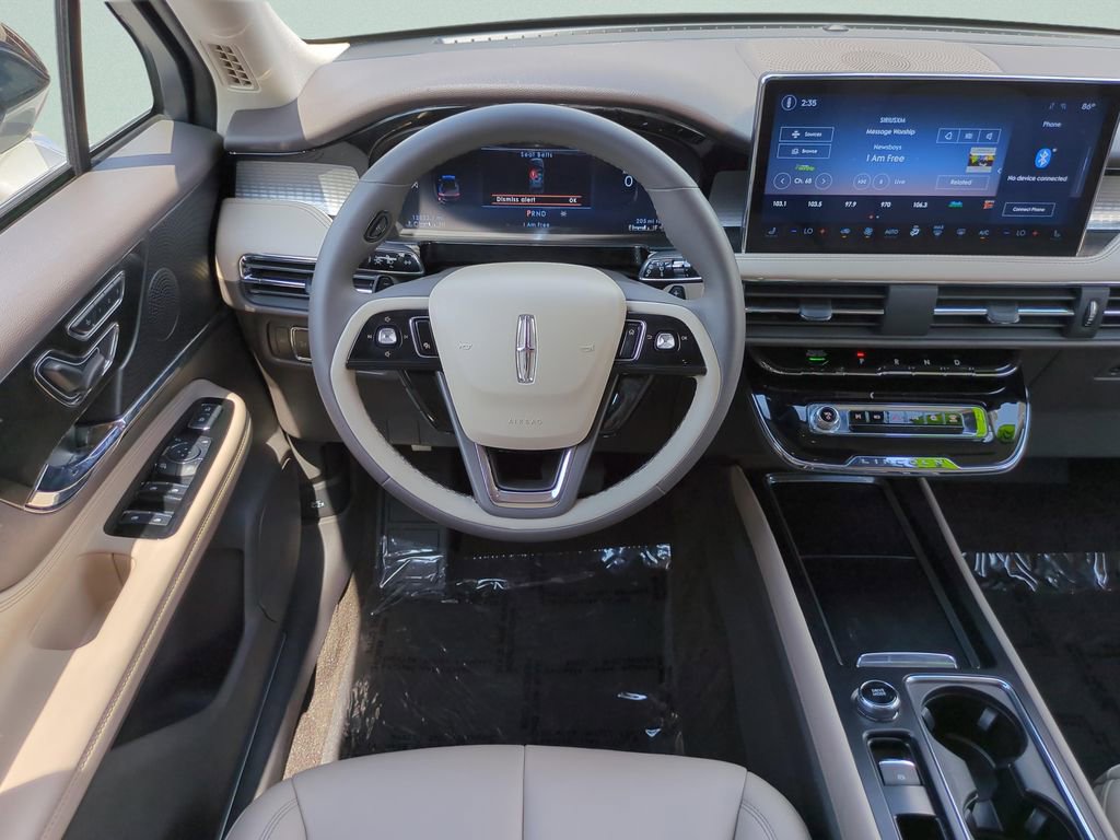 Used 2023 Lincoln Corsair FWD image 15