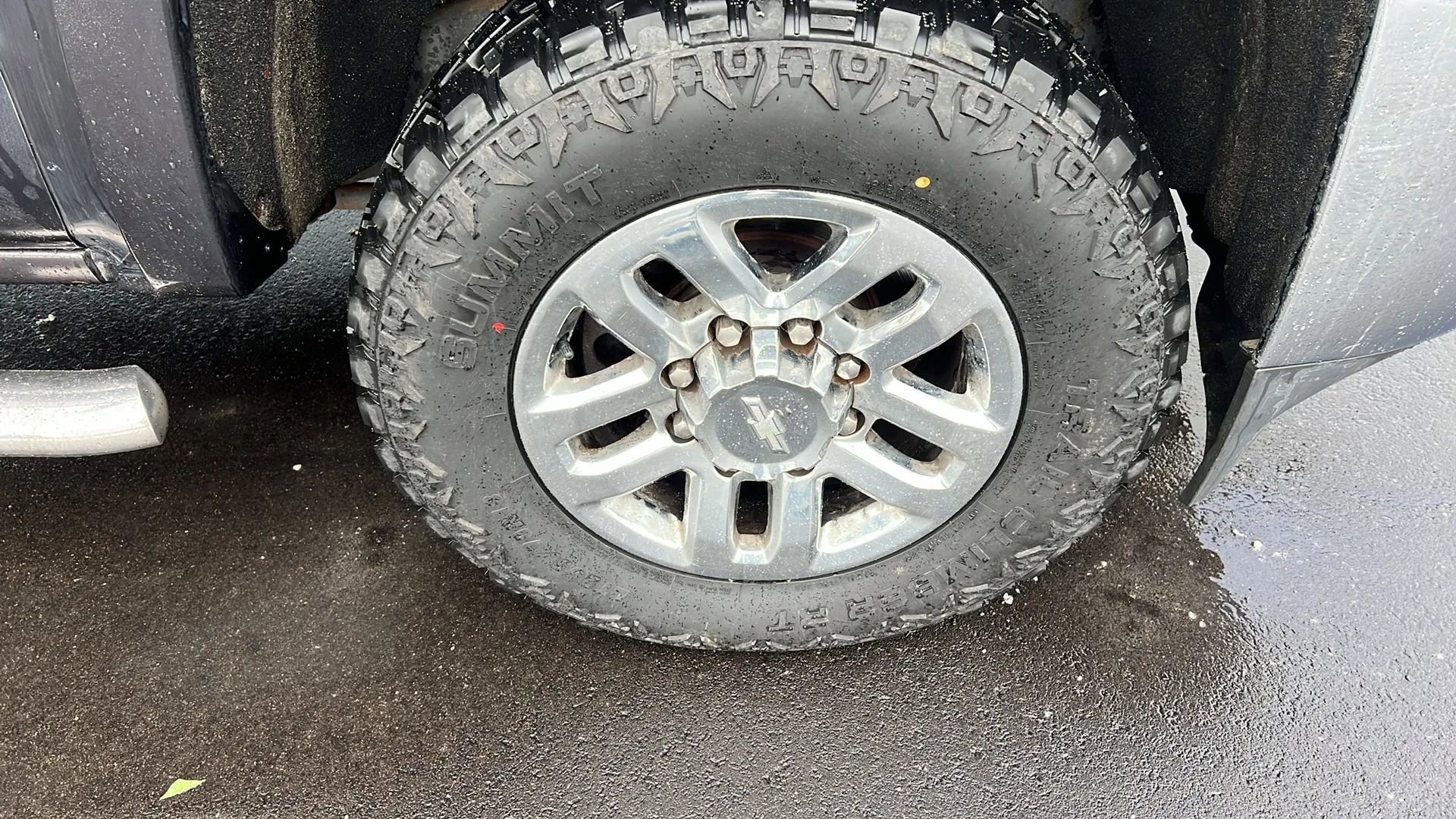 Used 2016 Chevrolet Silverado 2500 LT w/ LT Convenience Package image 35