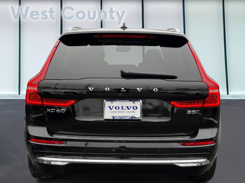Certified 2023 Volvo XC60 B5 Plus w/ Climate Package image 6