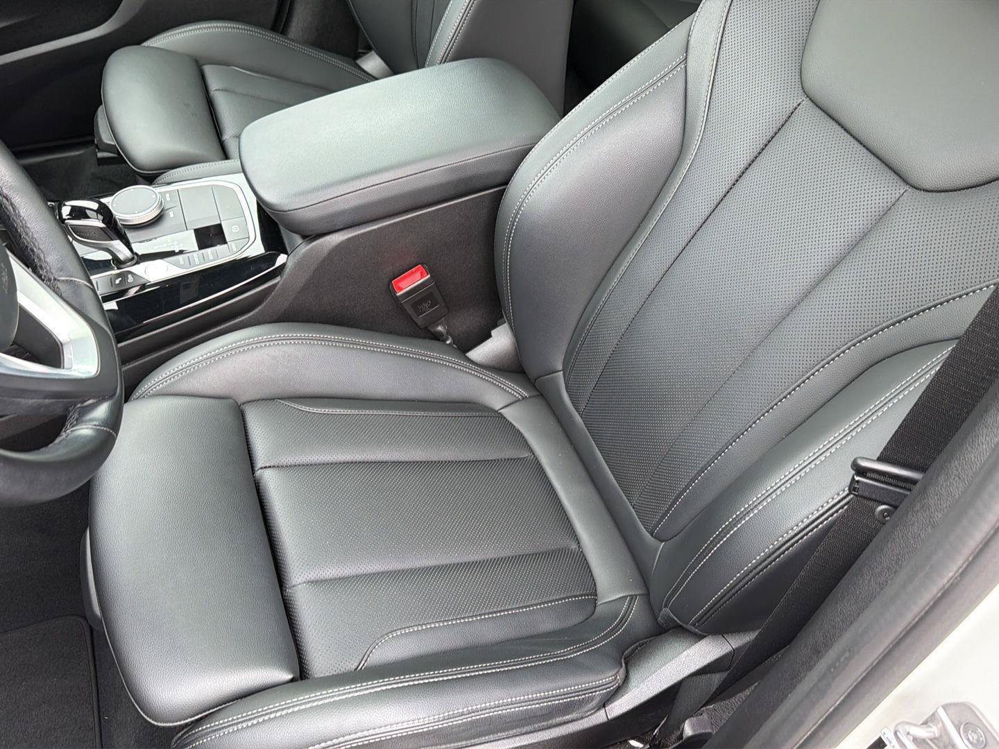 Used 2023 BMW X3 sDrive30i w/ Convenience Package RWD image 30