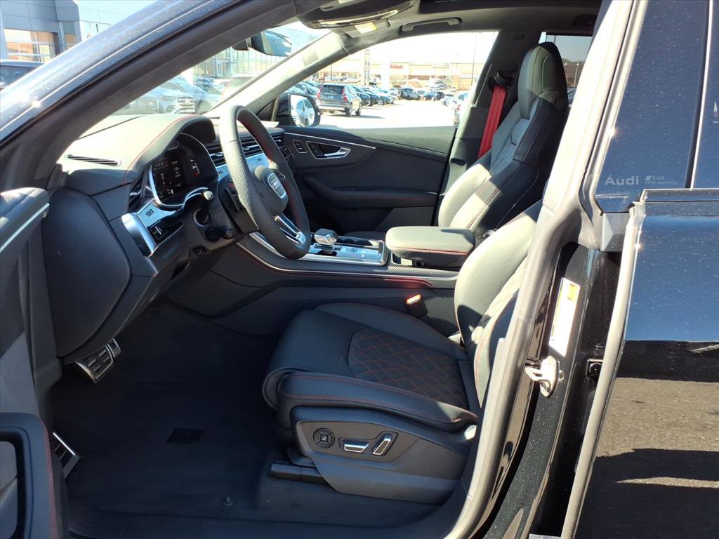 New 2026 Audi SQ8 Prestige image 11