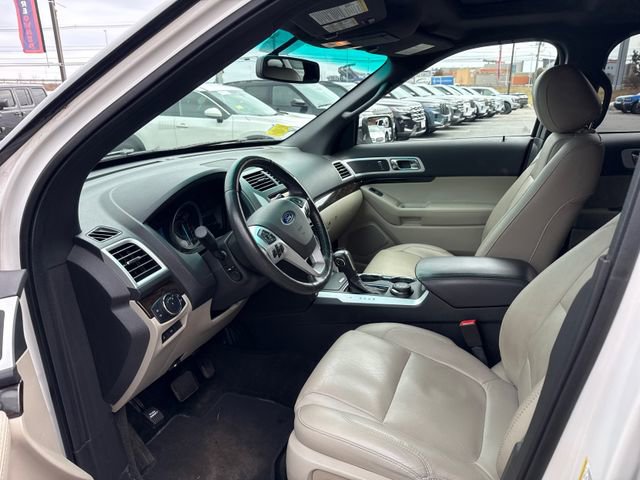 Used 2015 Ford F150 Lariat image 9