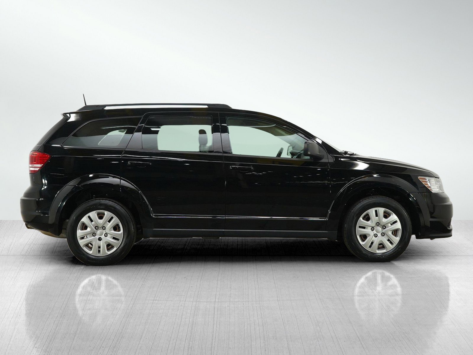 Used 2020 Dodge Journey SE FWD image 6