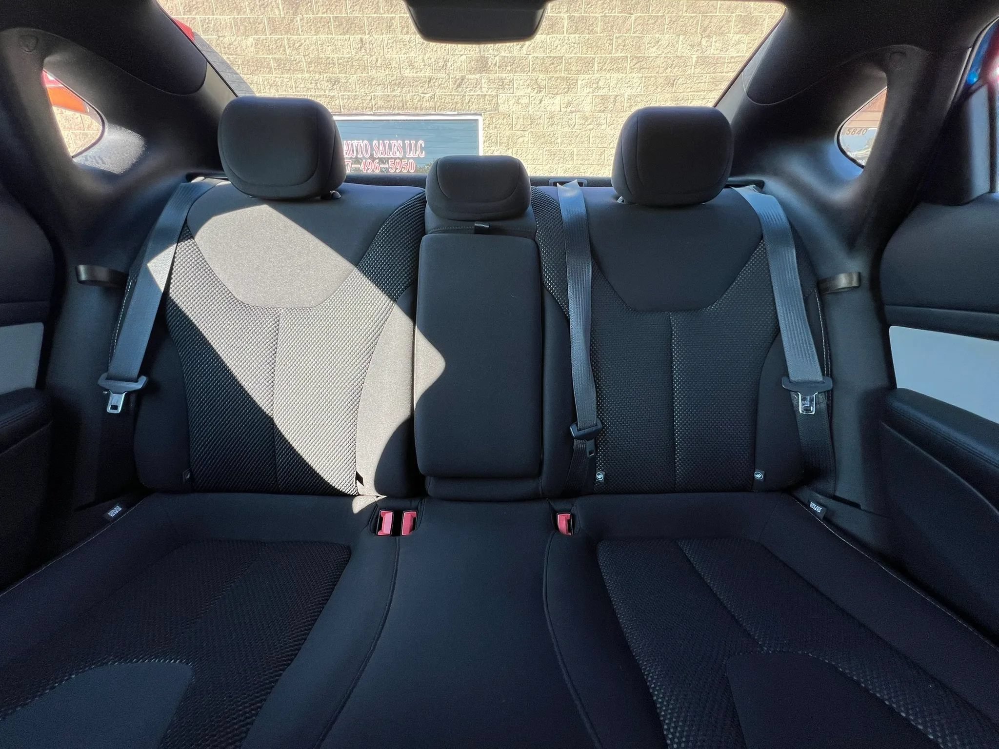 Used 2016 Dodge Dart SXT FWD image 29