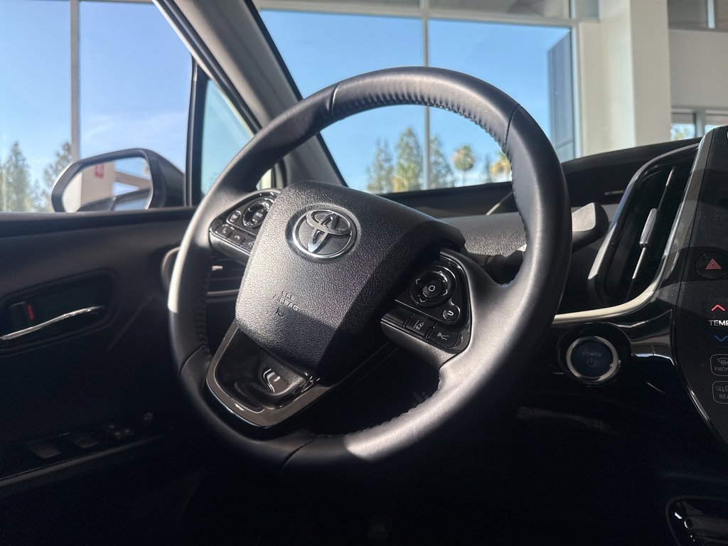 Used 2022 Toyota Prius Prime XLE image 25