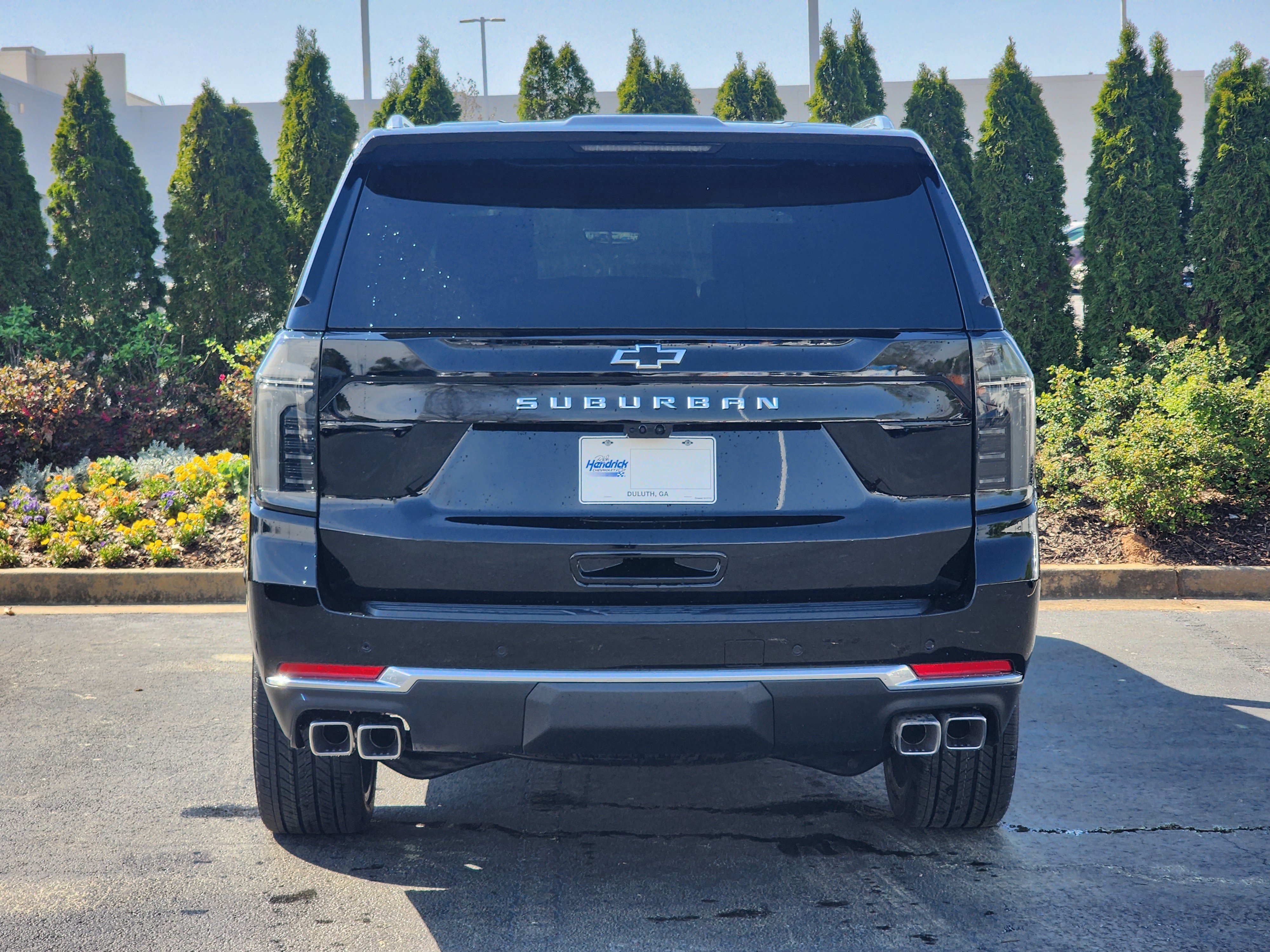 New 2026 Chevrolet Suburban High Country image 9