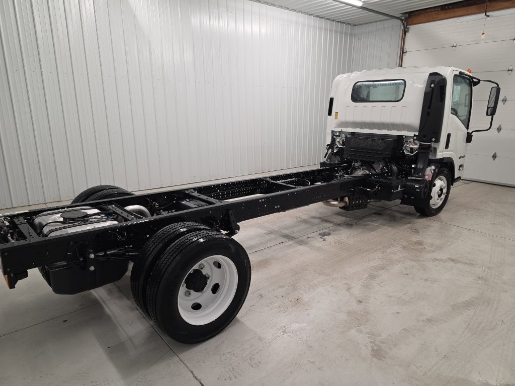 New 2026 Isuzu NPR image 11