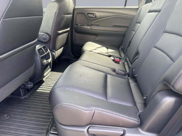 Used 2023 Honda Passport EX-L image 6