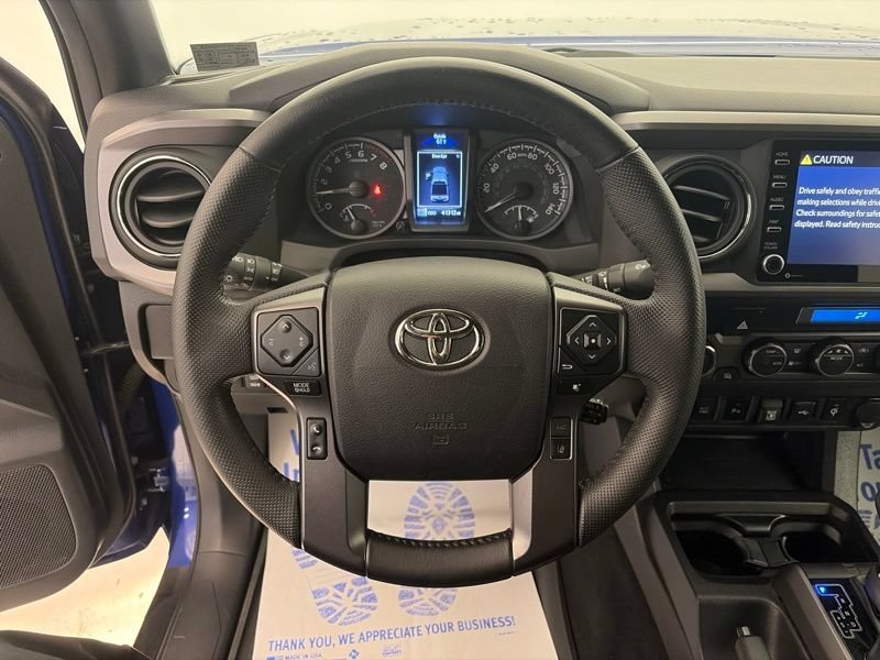 Used 2022 Toyota Tacoma TRD Off-Road w/ Technology Package AWD/4WD image 20
