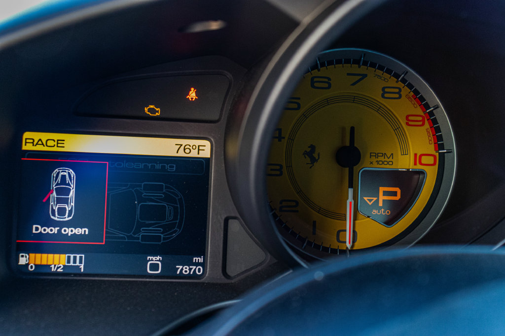 Used 2014 Ferrari F12 Berlinetta RWD image 37