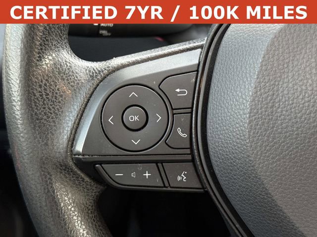 Used 2025 Toyota Corolla LE image 24