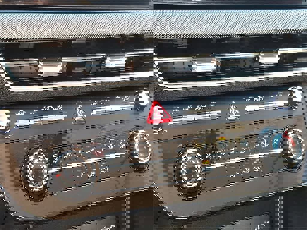 Certified 2025 Hyundai Sonata SE image 12