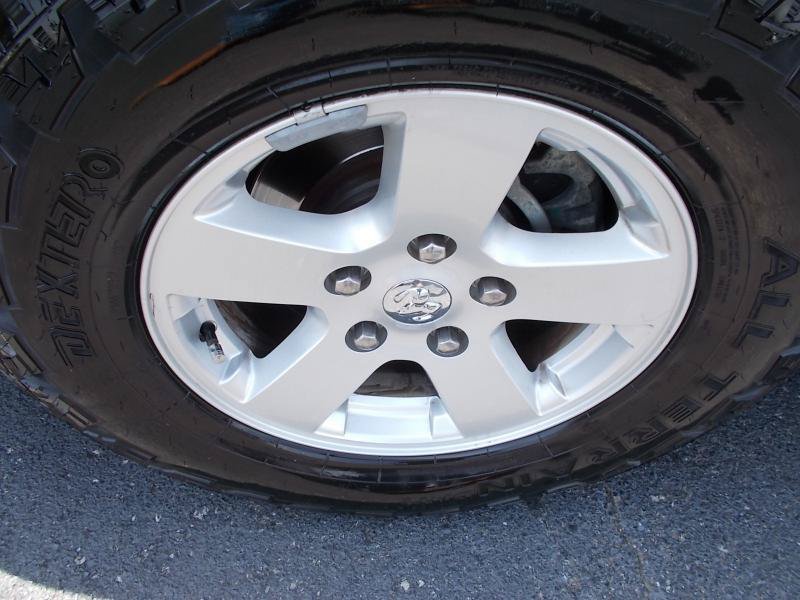 Used 2012 RAM 1500 Classic SLT AWD/4WD image 19
