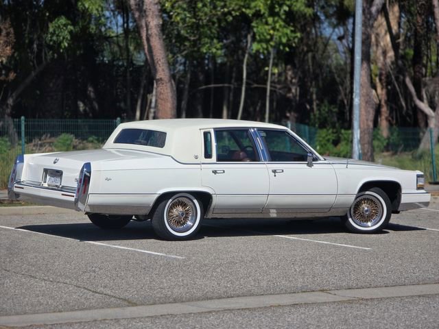 Used 1991 Cadillac Brougham image 11