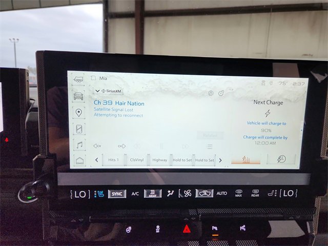 Used 2025 GMC Hummer EV 3X image 28