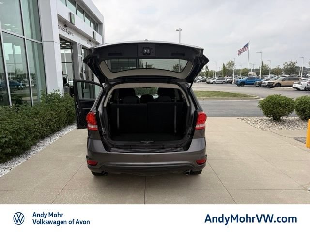 Used 2016 Dodge Journey SXT w/ Comfort/Convenience Group FWD image 9