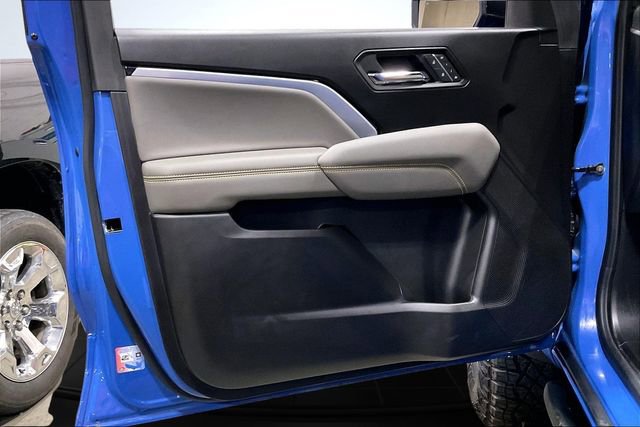Used 2025 Chevrolet Colorado ZR2 w/ Technology Package image 24