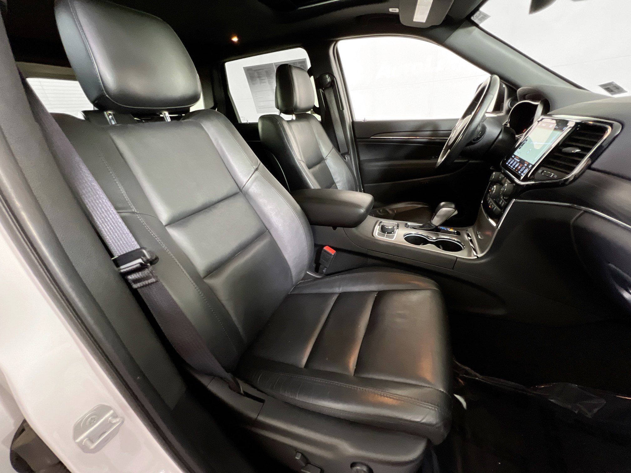 Used 2022 Jeep Grand Cherokee Limited AWD/4WD image 28