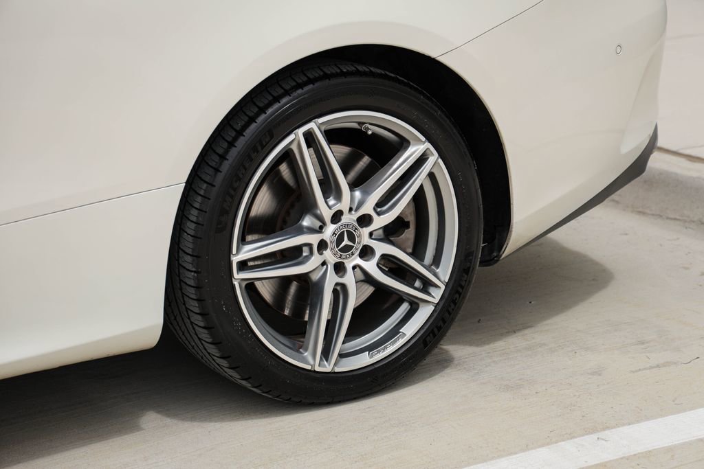Used 2018 Mercedes-Benz E 400 4MATIC Coupe image 26