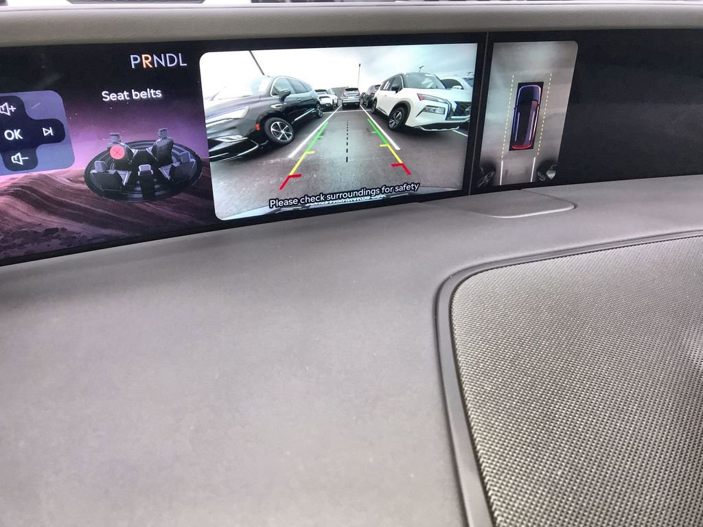 Used 2025 Lincoln Nautilus Premier image 17