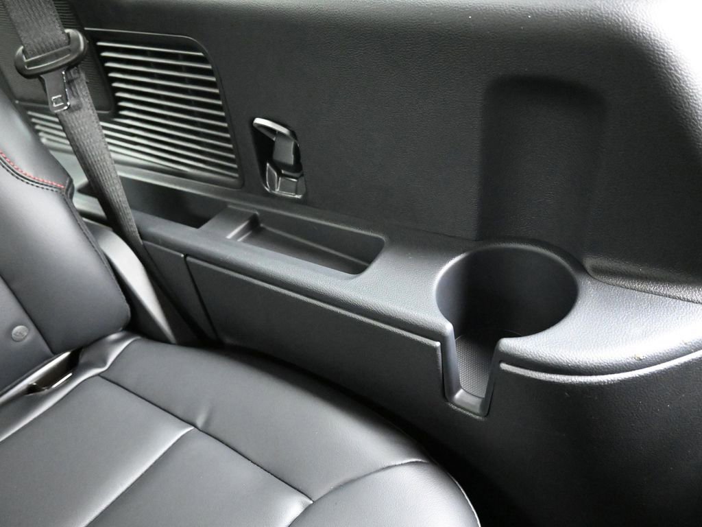 New 2026 Ford Explorer ST-Line w/ ST-Line Street Pack image 24