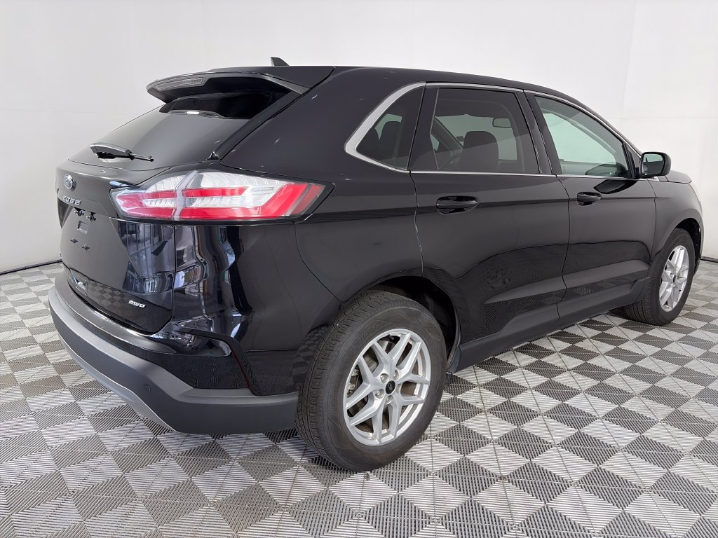 Used 2024 Ford Edge SEL AWD/4WD image 7