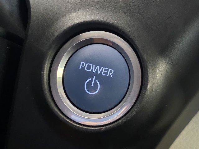 Certified 2024 Toyota Sienna XLE FWD image 22