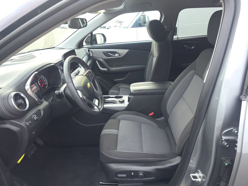 Used 2024 Chevrolet Blazer LT w/ Convenience Package AWD/4WD image 6