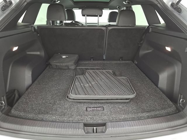 Used 2022 Volkswagen Atlas Cross Sport SE AWD/4WD image 18