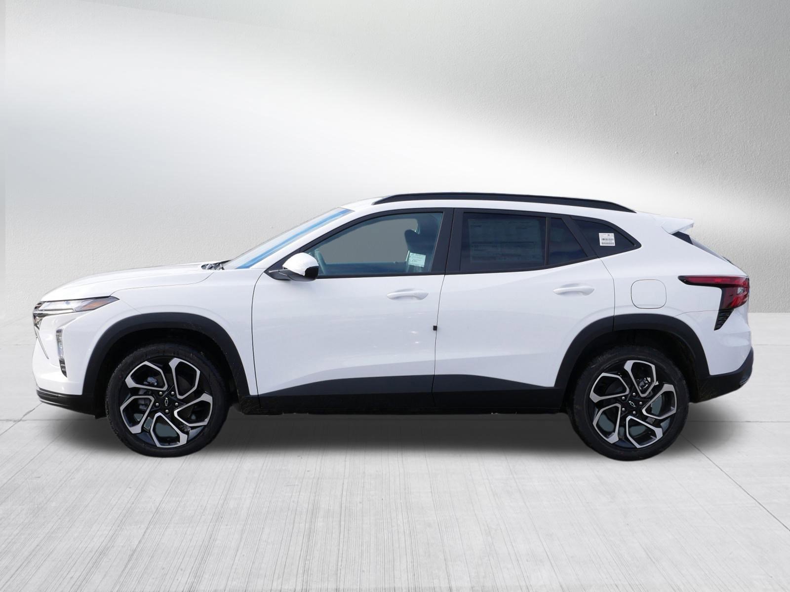 New 2026 Chevrolet Trax RS w/ Sunroof Package video 2