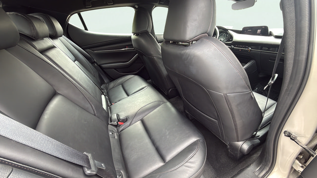 Used 2024 MAZDA MAZDA3 s FWD image 26