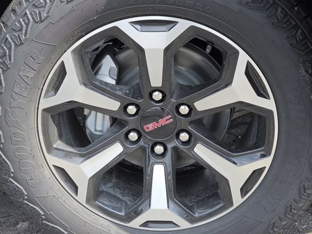 New 2026 GMC Yukon XL AT4 w/ AT4 Premium Plus Package AWD/4WD image 13