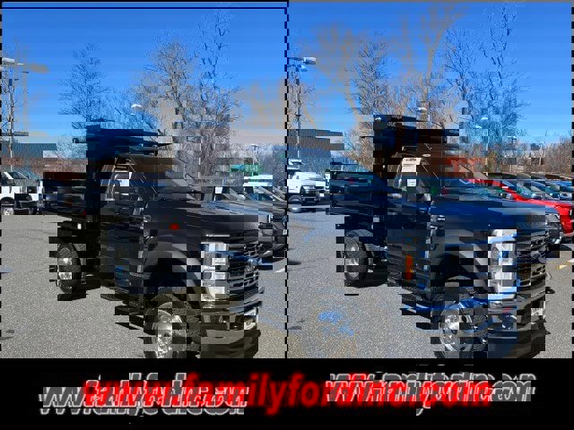 New 2024 Ford F550 4x4 Regular Cab Super Duty