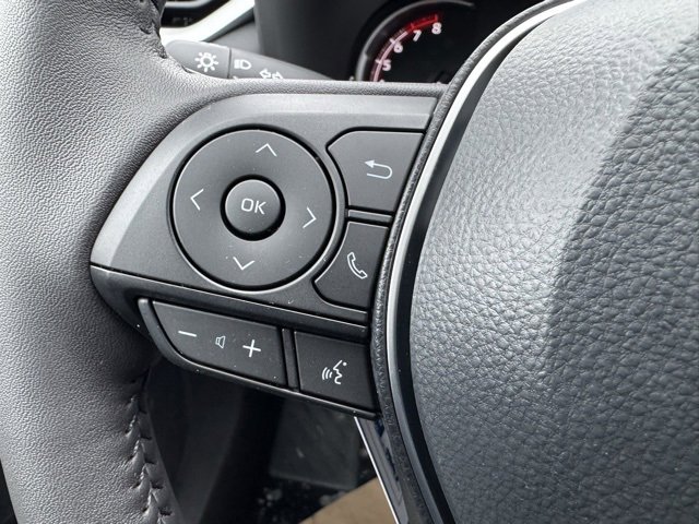 Used 2025 Toyota RAV4 XLE image 25