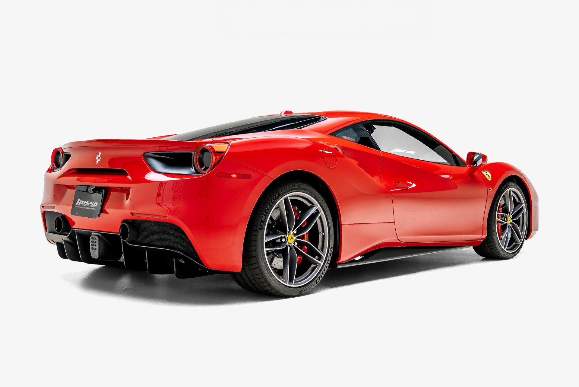 Used 2018 Ferrari 488 GTB RWD image 2