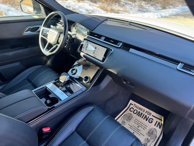 Used 2022 Land Rover Range Rover Velar R-Dynamic S image 19