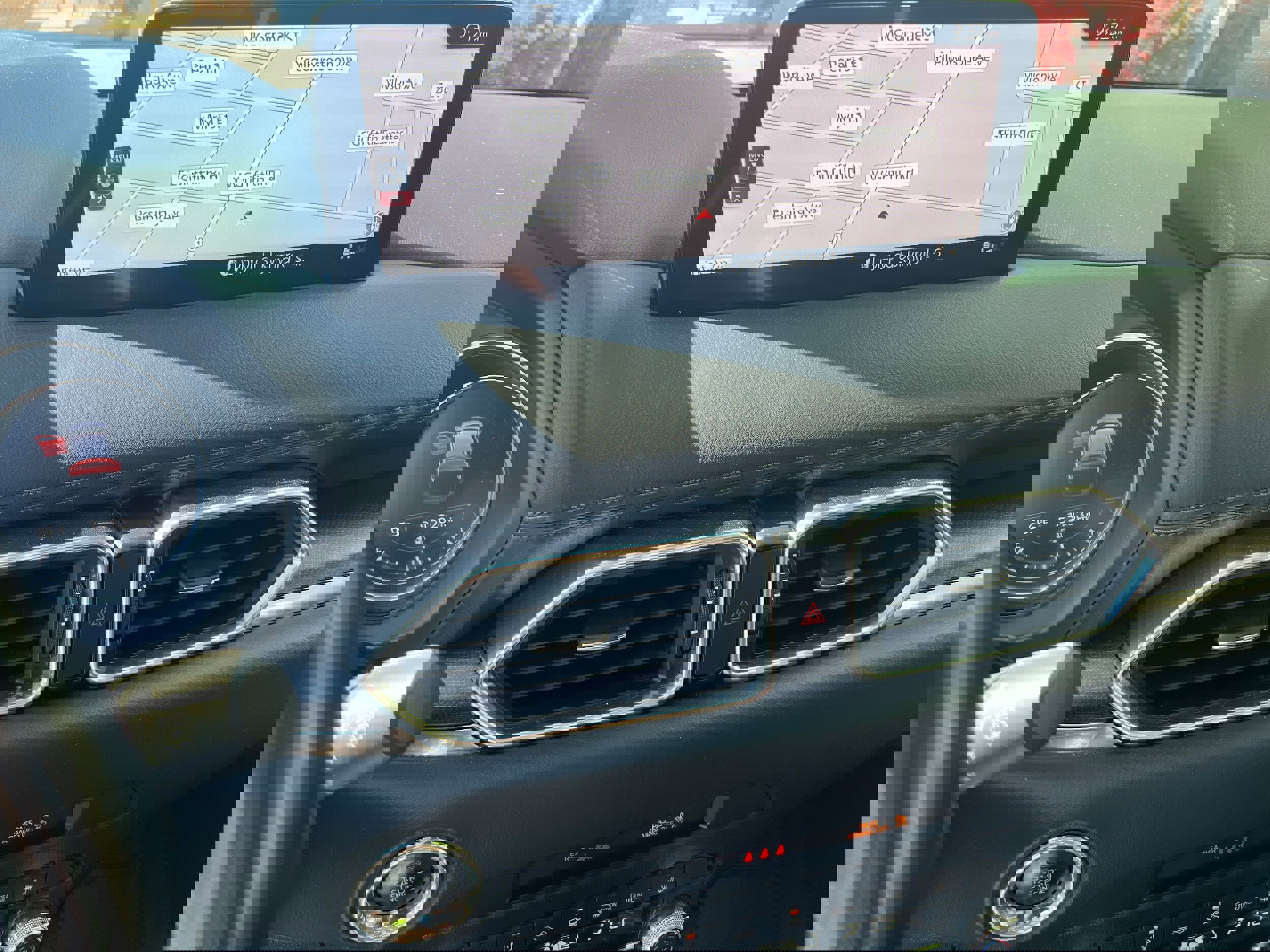 Used 2023 MAZDA CX-5 Carbon Edition image 13