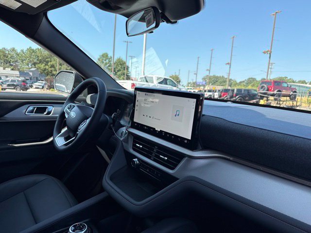 New 2027 Ford Explorer Active w/ Active Comfort Package RWD image 14