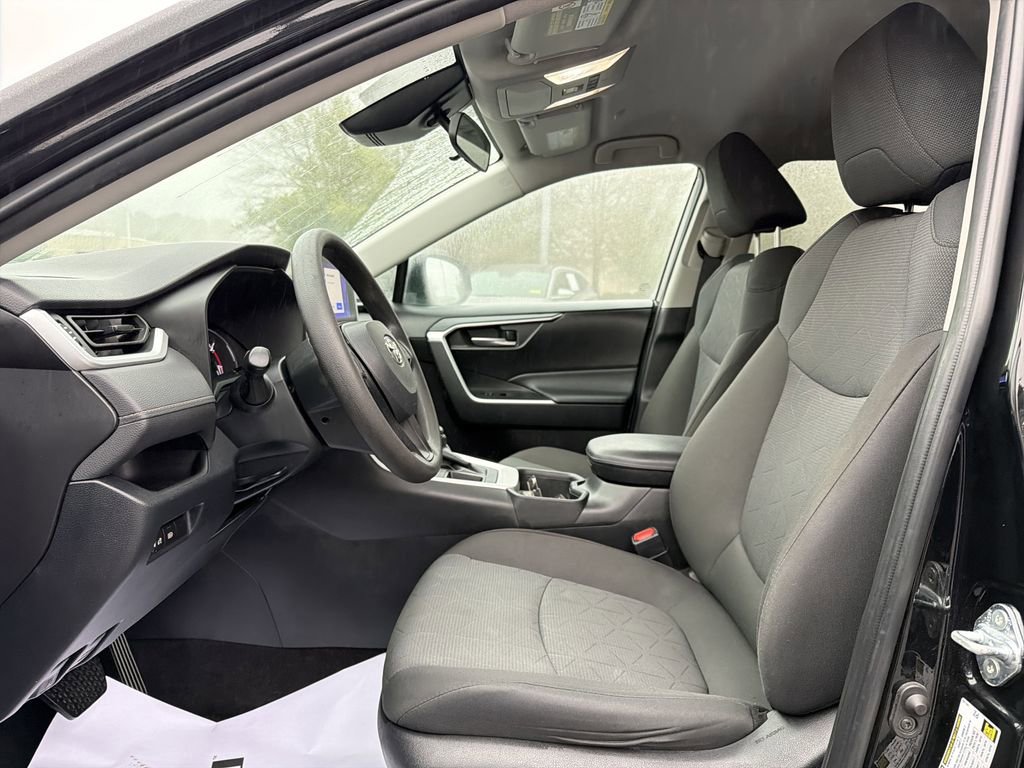 Used 2023 Toyota RAV4 XLE image 11