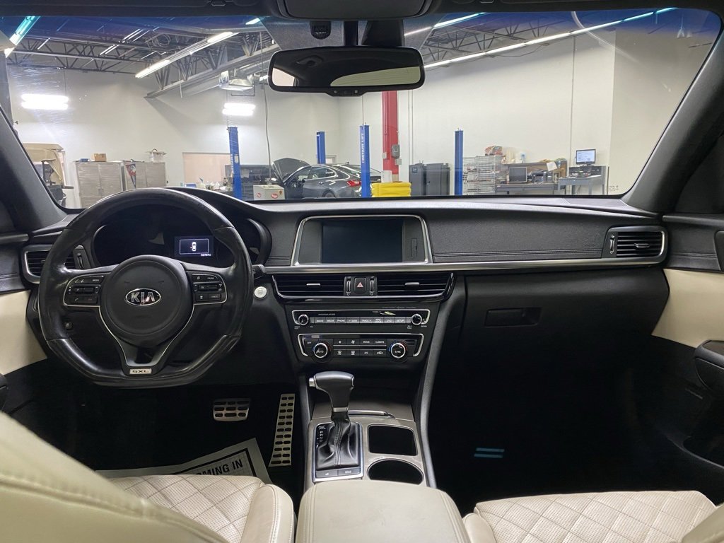 Used 2016 Kia Optima SX w/ Chrome Wheel Package image 21