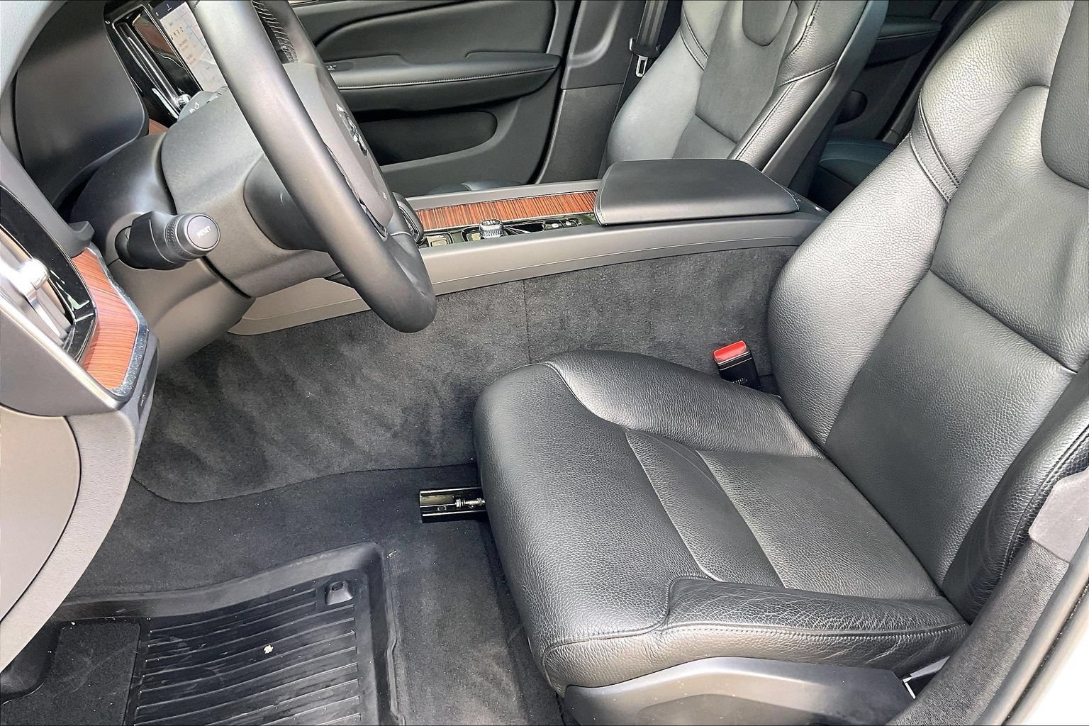 Used 2023 Volvo S60 B5 Plus w/ Climate Package AWD/4WD image 19